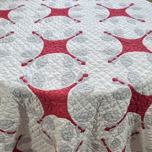 Vintage 70s hand stitched quilt, red, white and grey, full size, flawed, AS IS - Picture 2 of 15